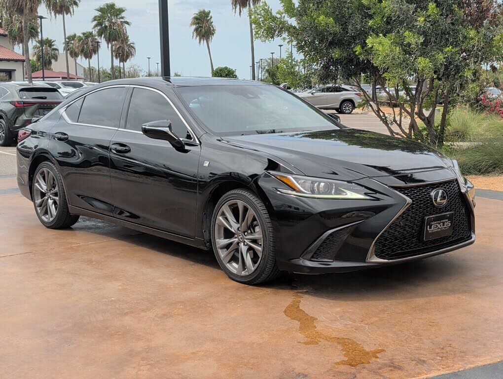 2020 LEXUS ES