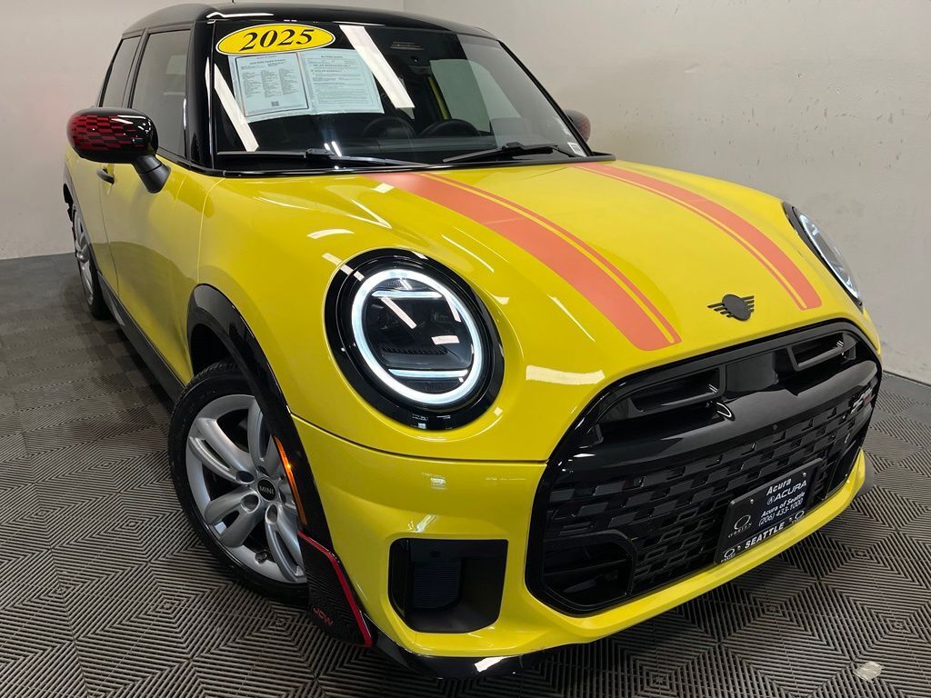 2025 MINI Hardtop