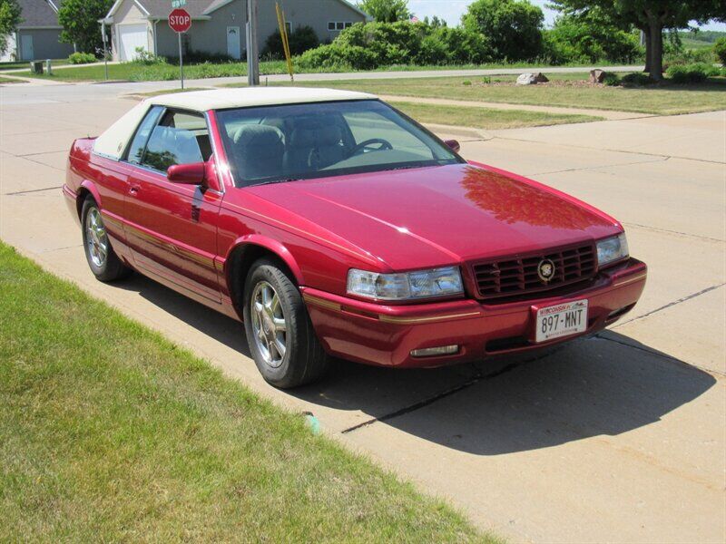 2001 CADILLAC Eldorado
