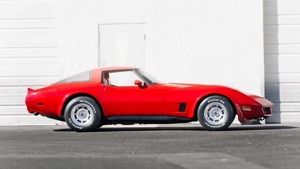 1981 CHEVROLET Corvette