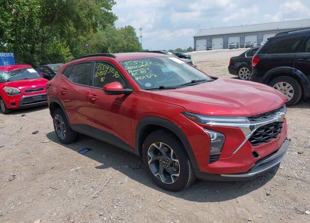 2024 CHEVROLET Trax