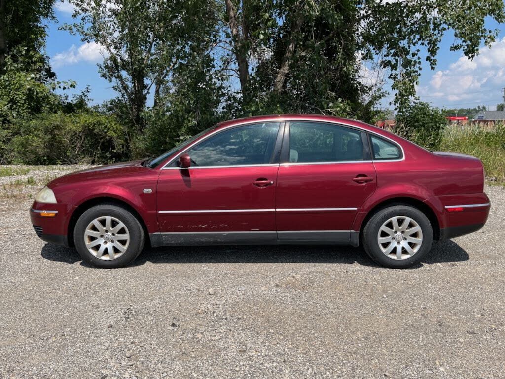 2003 VOLKSWAGEN Passat