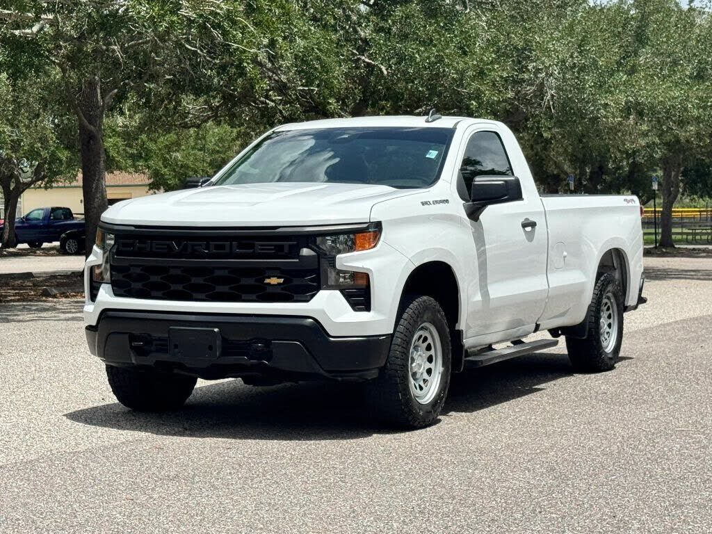 2023 CHEVROLET Silverado