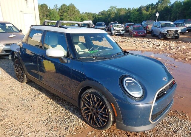 2025 MINI Hardtop