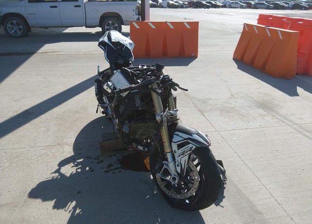2024 BMW S 1000 RR