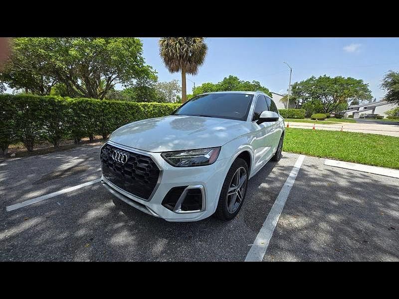 2021 AUDI Q5 e
