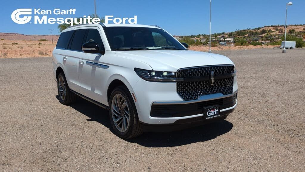 2025 LINCOLN Navigator