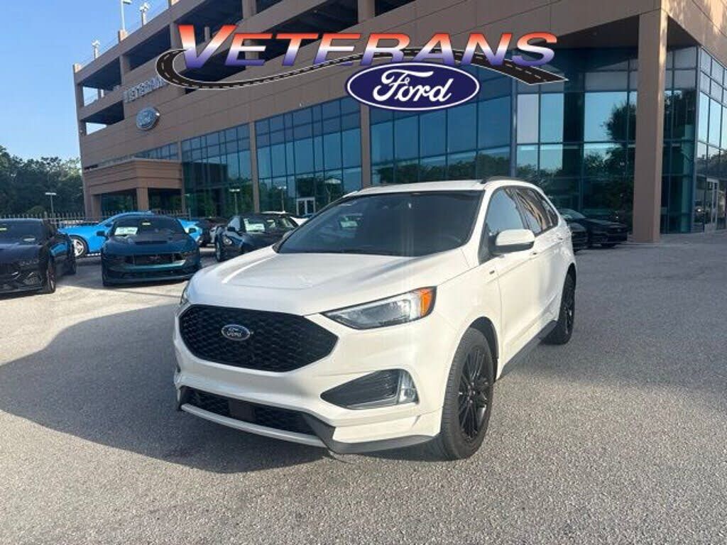 2022 FORD Edge