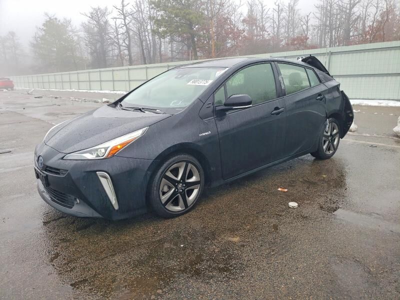 2022 TOYOTA PRIUS