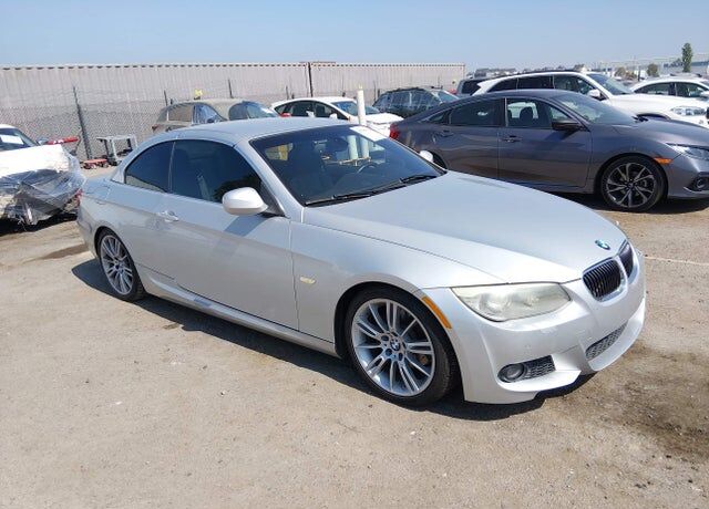 2011 BMW 3 Series