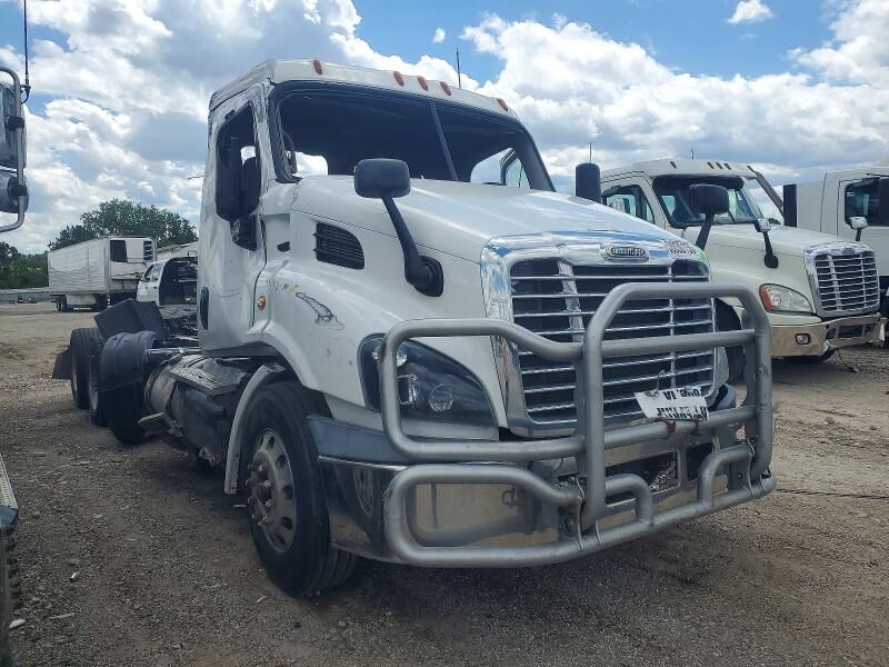 2019 FREIGHTLINER Cascadia