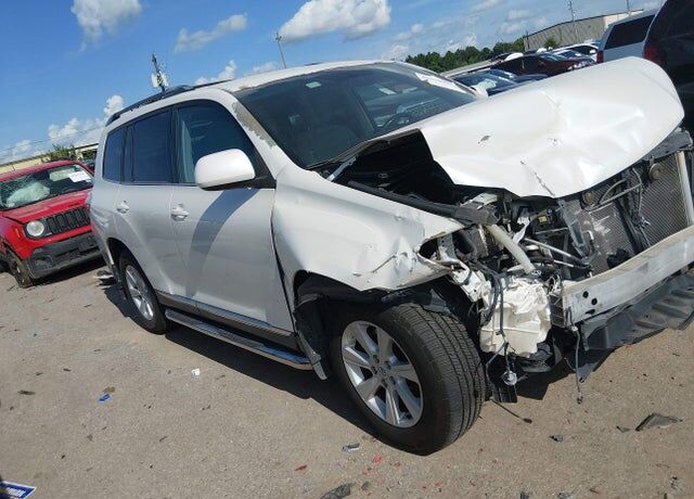 2012 TOYOTA Highlander