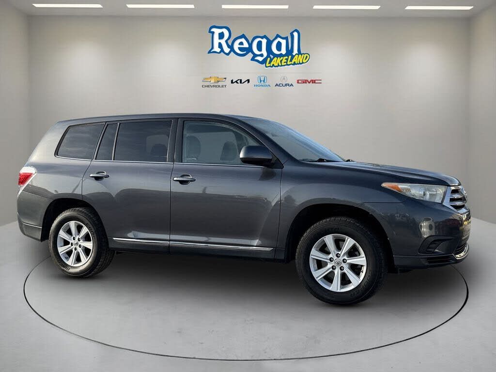 2013 TOYOTA Highlander