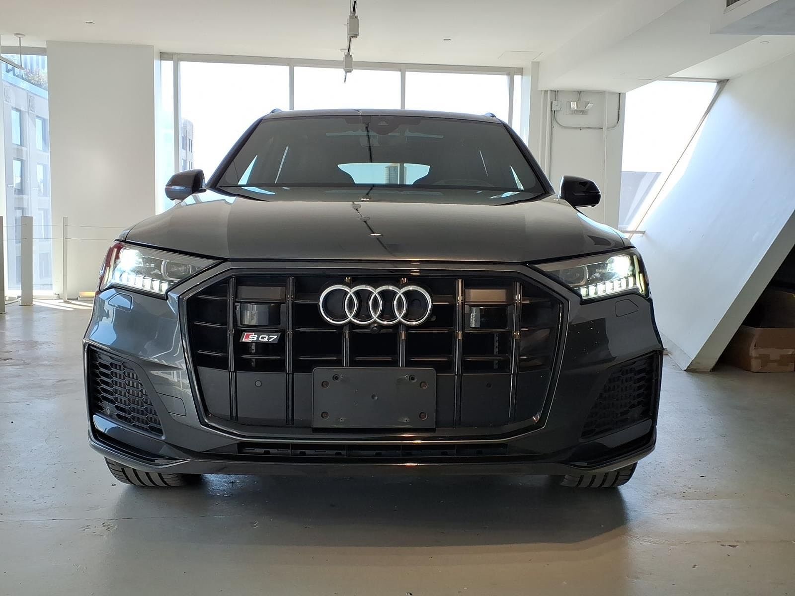 2023 Audi SQ7