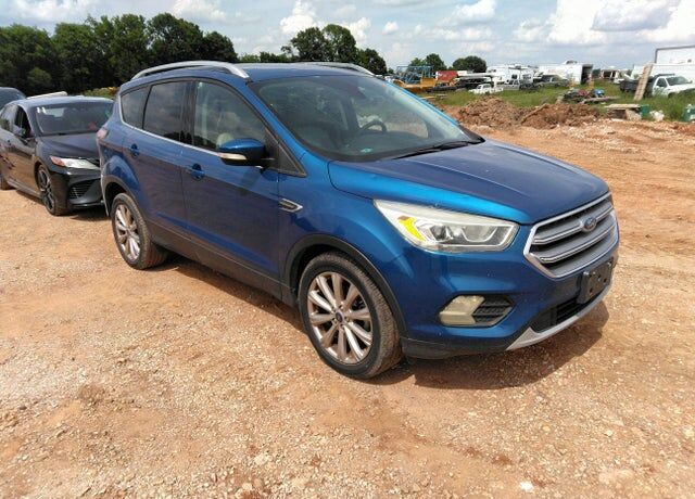 2017 FORD Escape
