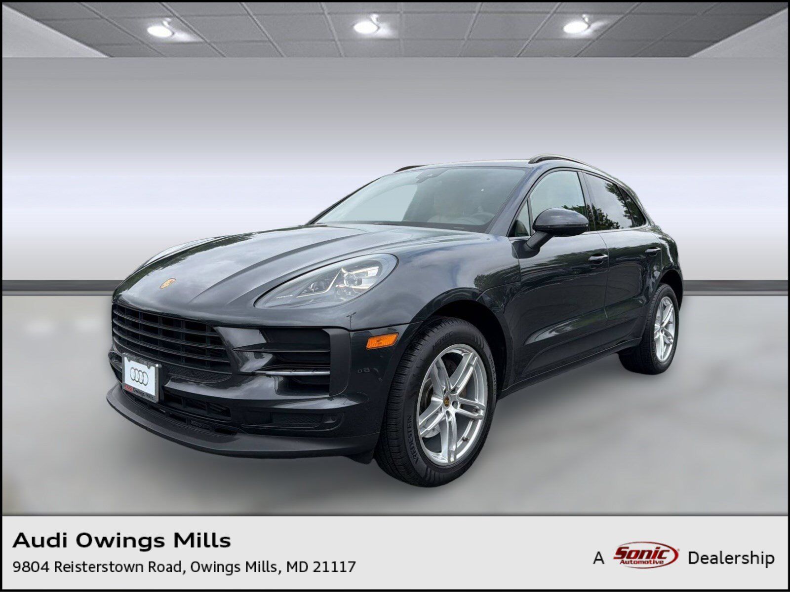 2019 PORSCHE Macan