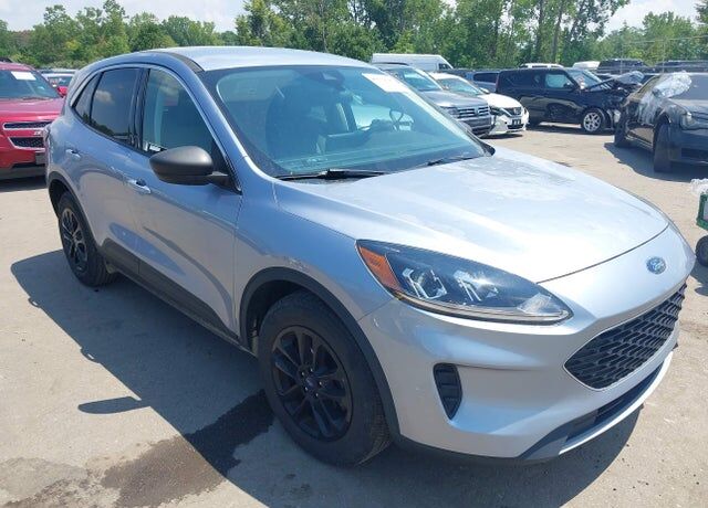 2022 FORD Escape