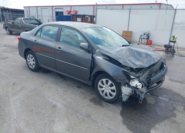 2011 TOYOTA Corolla