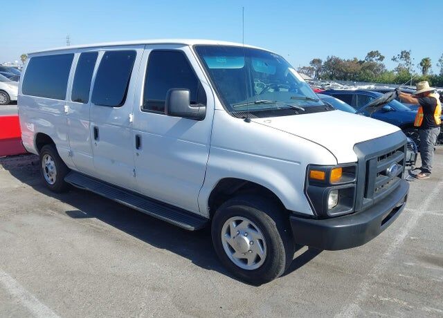 2008 FORD E-350
