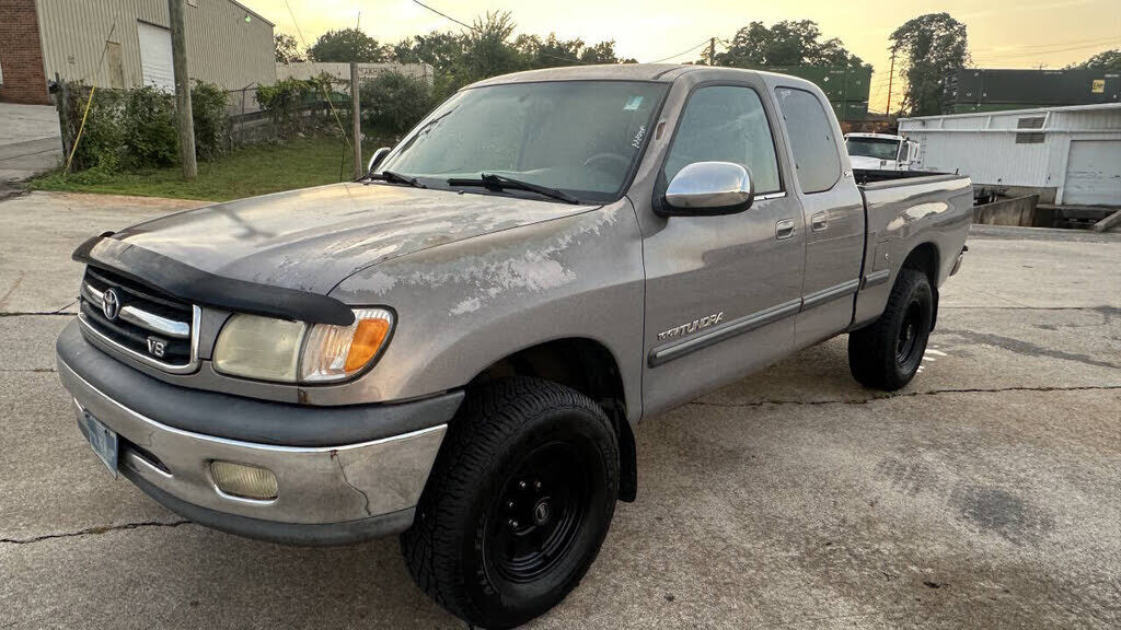 2002 TOYOTA Tundra