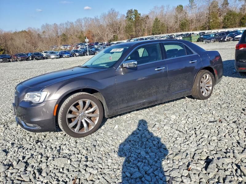 2019 CHRYSLER 300