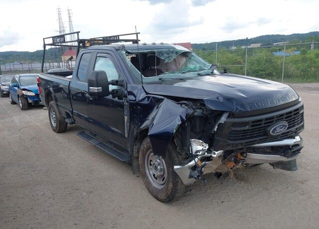 2025 FORD F-250
