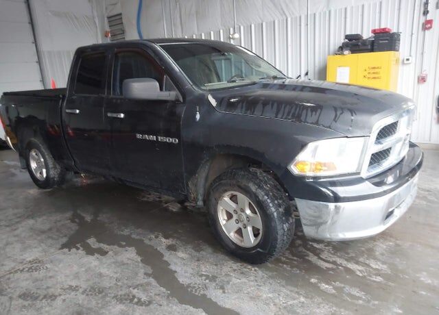2011 DODGE Ram