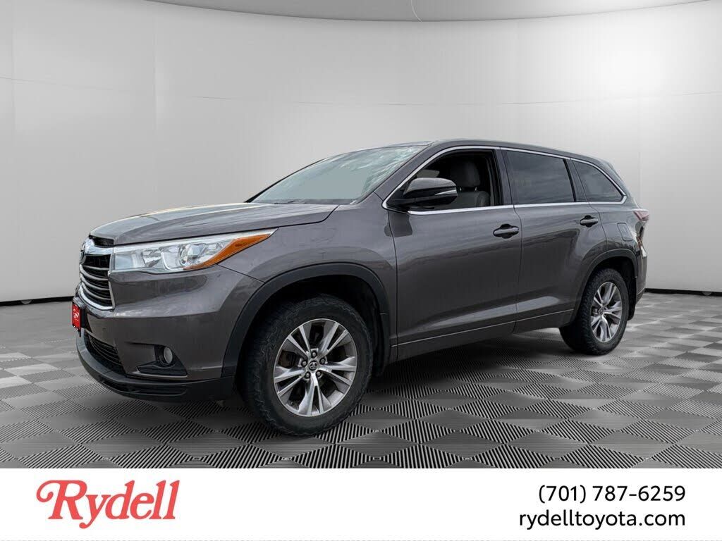 2016 TOYOTA Highlander