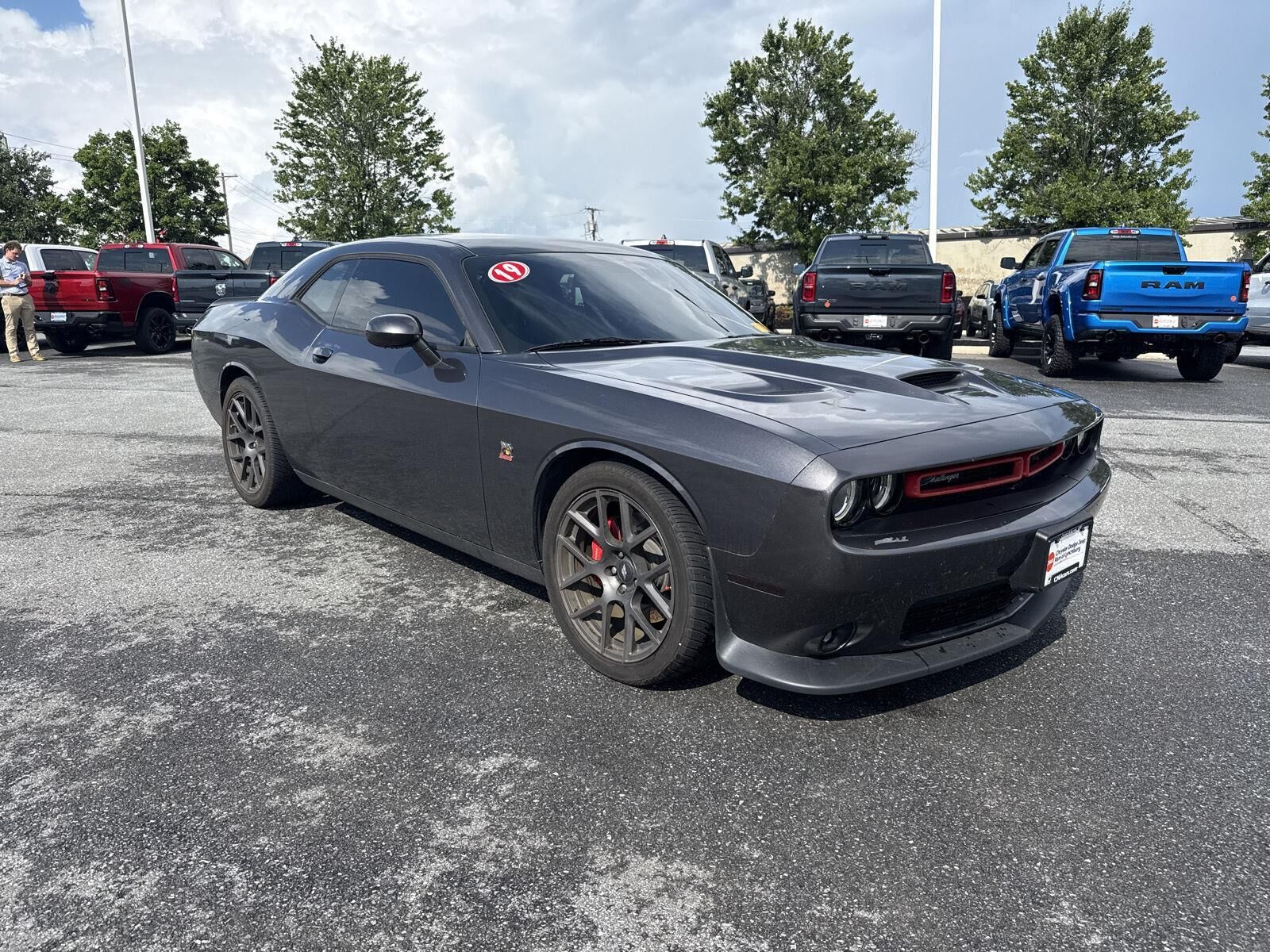 2019 DODGE Challenger