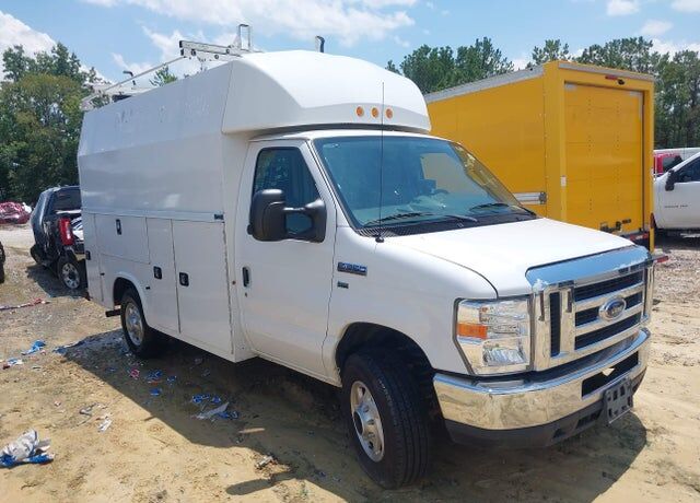 2018 FORD E-350