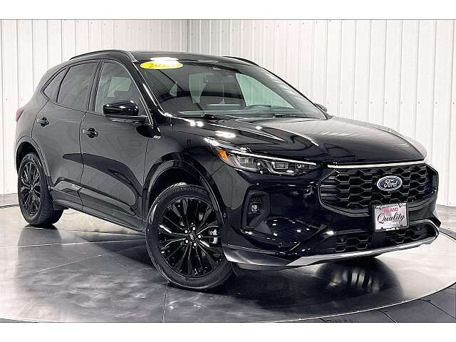 2024 FORD Escape