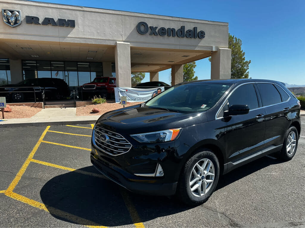 2022 FORD Edge