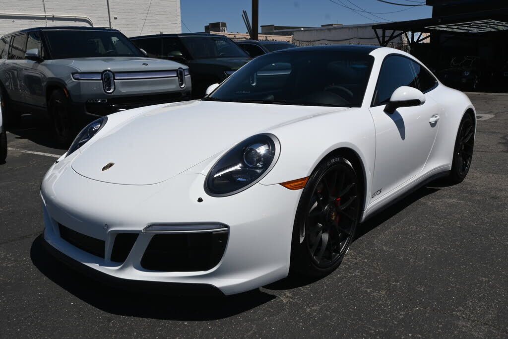 2018 PORSCHE 911