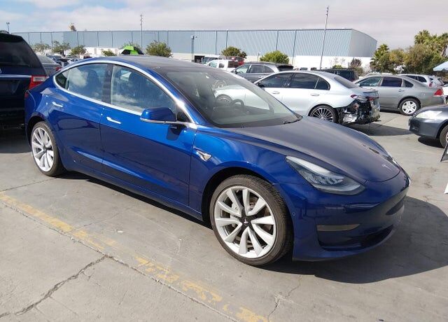 2020 TESLA Model 3