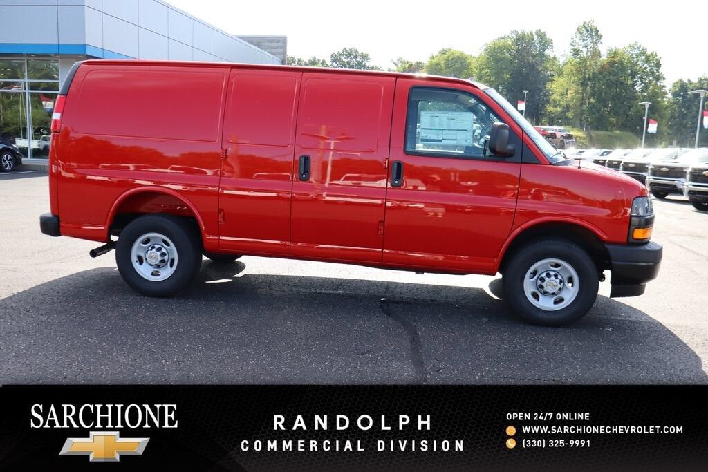 2026 CHEVROLET Express