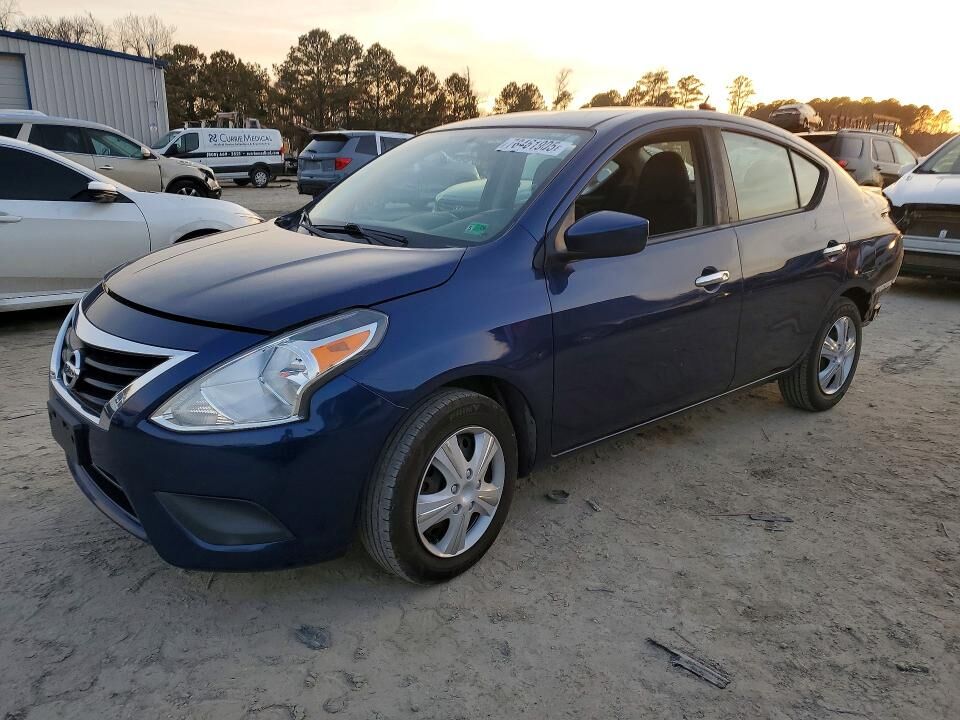 2018 NISSAN Versa