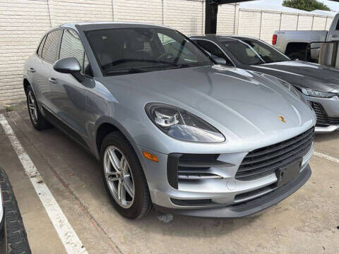 2019 PORSCHE Macan