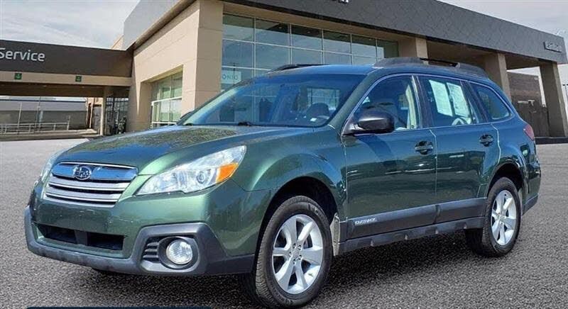 2013 SUBARU Outback