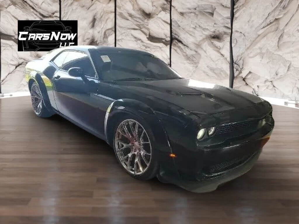 2016 DODGE Challenger