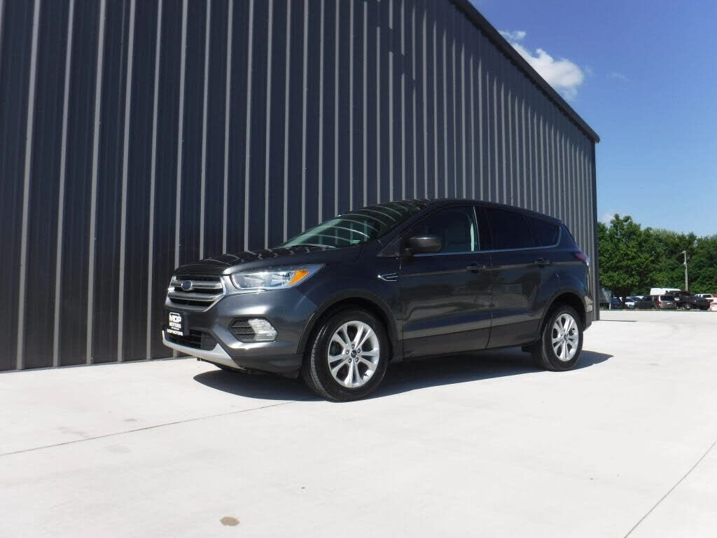 2017 FORD Escape