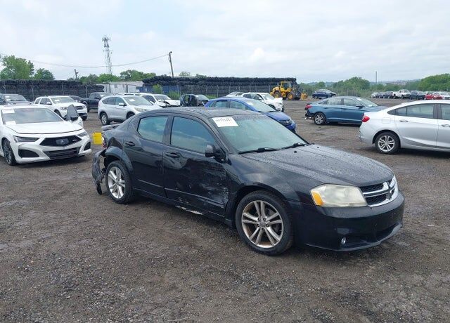 2012 DODGE Avenger