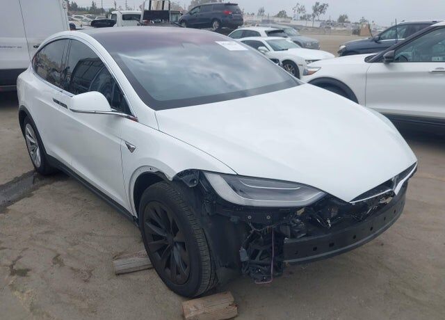 2020 TESLA Model X
