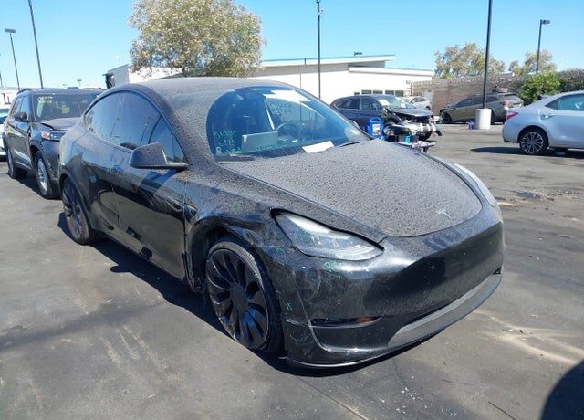 2021 TESLA Model Y
