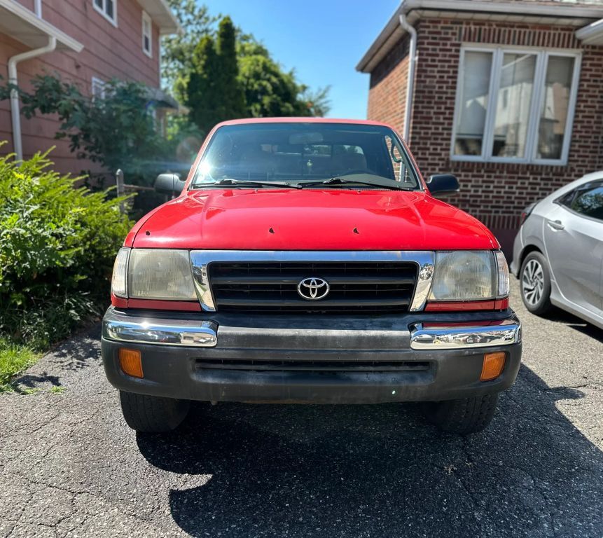 2000 TOYOTA Tacoma