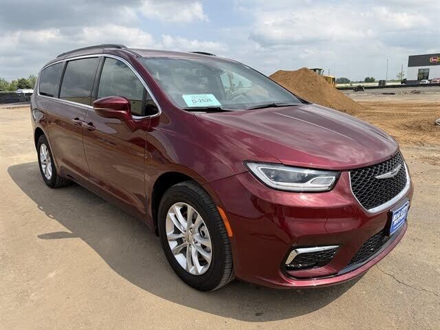 2022 CHRYSLER Pacifica