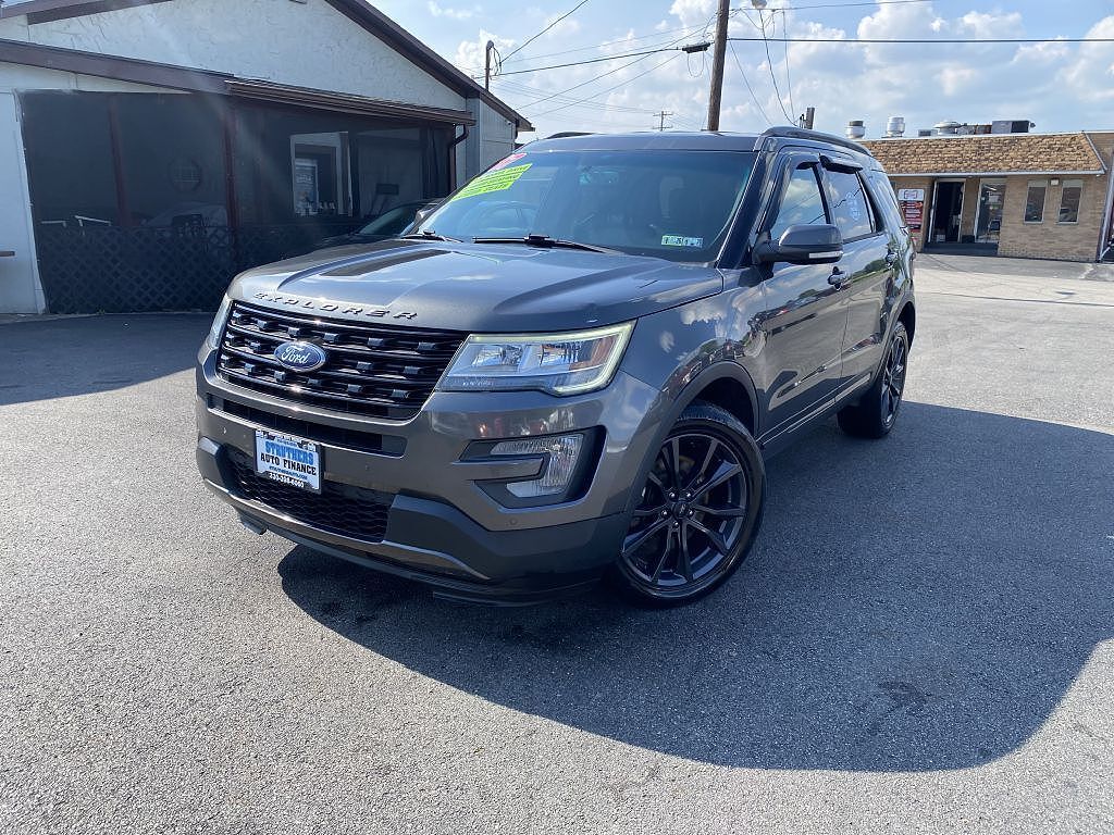 2017 FORD Explorer