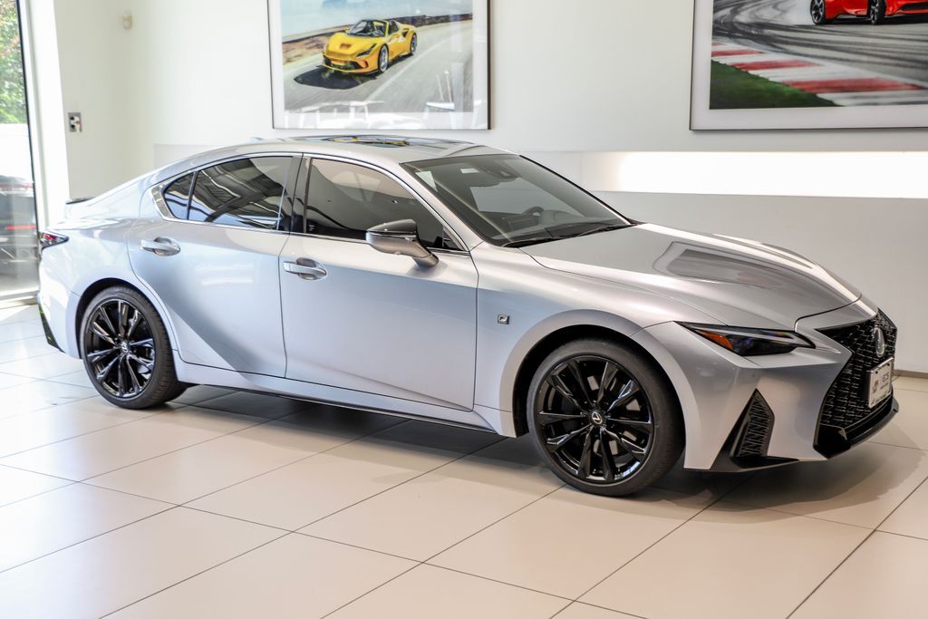 2023 LEXUS IS