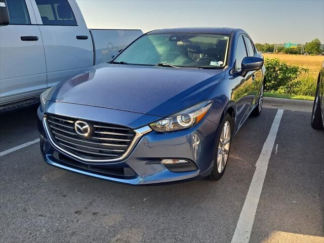 2017 MAZDA Mazda3