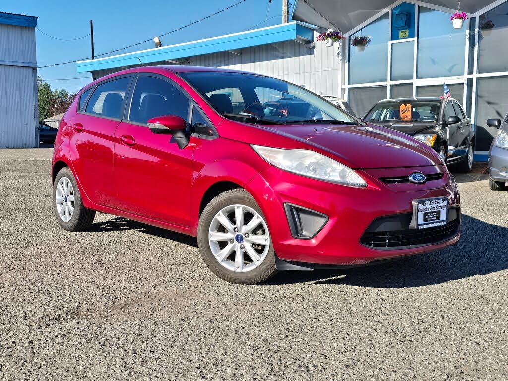 2013 FORD Fiesta