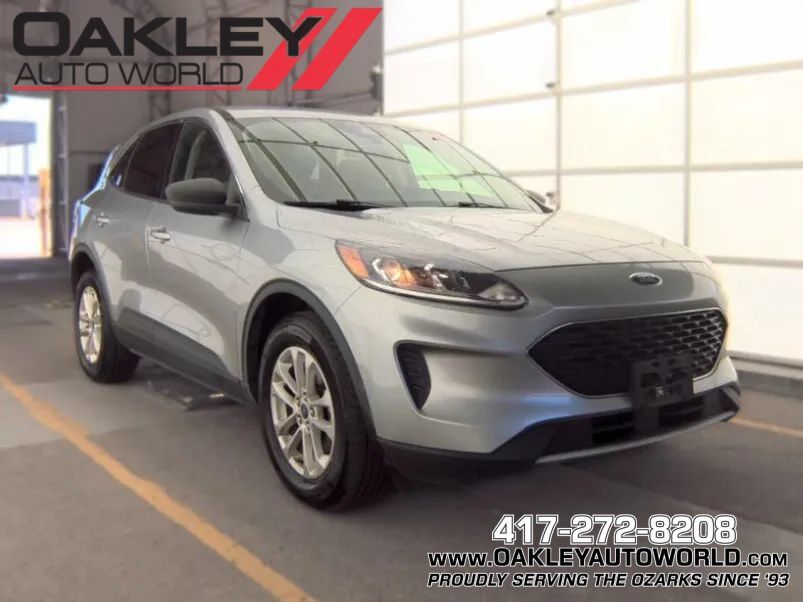 2022 FORD Escape